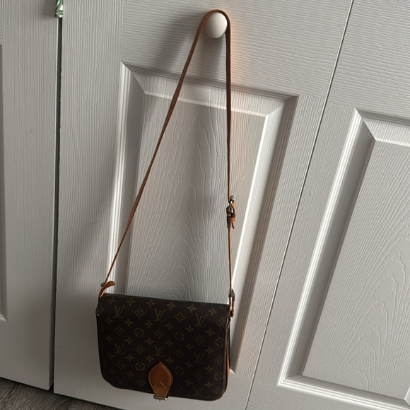 Louis Vuitton Monogram Cartouchiere - Picture 2 of 16